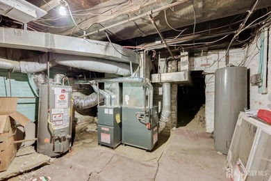 Incredible opportunity to Own and Rent !!! 1/2 Duplex 2-Family - photo 14