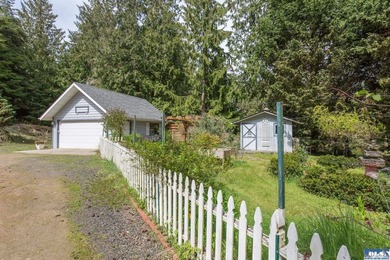 Welcome to this beautiful home on a gorgeous half-acre lot in - photo 29