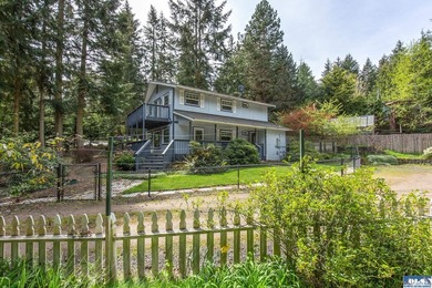 Welcome to this beautiful home on a gorgeous half-acre lot in - photo 31