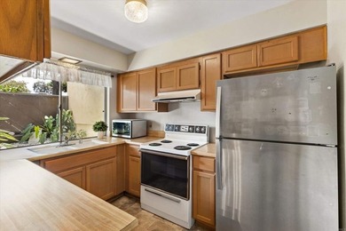 Welcome to this well-kept 2-bedroom, 2 full bath condo with 894 - photo 10