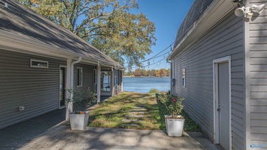Lake Home For Sale in Town Creek, Alabama