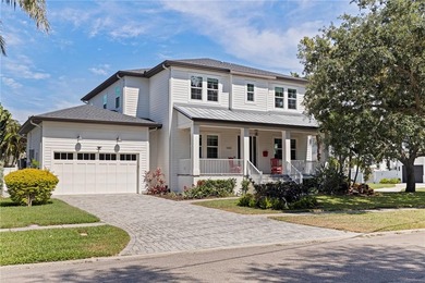 Situated minutes from downtown St. Petersburg, this beautifully - photo 1