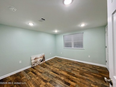 Riverfront Retreat With Panoramic Views, Sandbar Access & Boat - photo 15