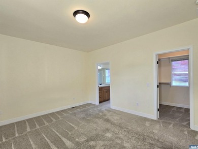 Contemporary single-level 3br, 2ba, plus office/den home in - photo 17