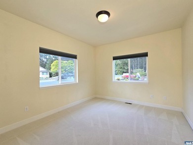 Contemporary single-level 3br, 2ba, plus office/den home in - photo 21
