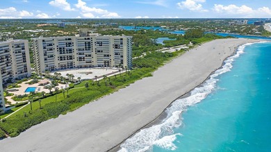 With The Most Amazing Water Views & Amenities of a Luxury - photo 2