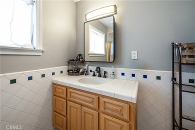 Welcome home to this beautiful 4-bedroom, 2-bathroom home - photo 31