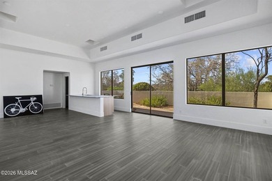 Majestic Oro Valley Country Club Home Perched high on a premium - photo 36
