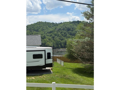 This two story home provides year round and seasonal views of - photo 38