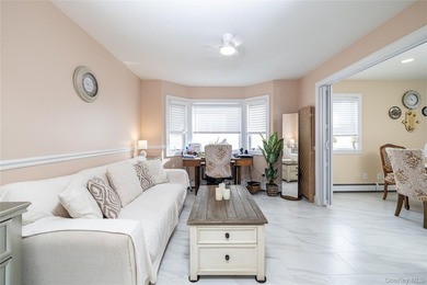 Long Beach Spacious COLONIAL you enter through two story foyer - photo 10