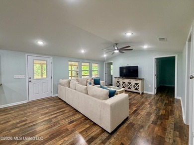 Riverfront Retreat With Panoramic Views, Sandbar Access & Boat - photo 46