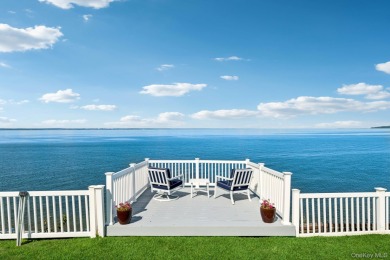 (private lake, pond, coastal) Home Sale Pending in Bayville New York