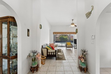 Welcome to this beautifully maintained 3-bedroom, 2-bathroom - photo 8