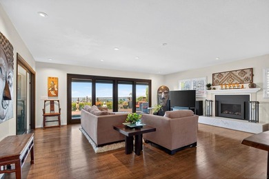 Commanding one of San Diego's most spectacular vantage points - photo 11