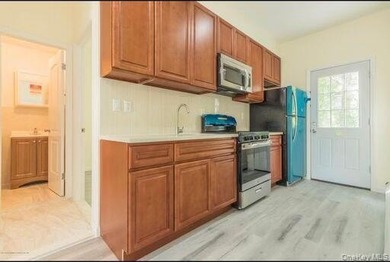 Live Rent-Free in This Beautiful TWO-Family Home! LAYOUT LIKE A - photo 6