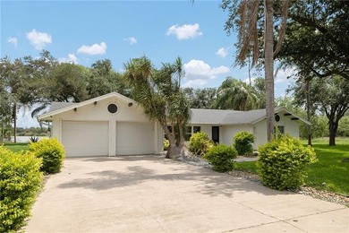 Stunning lakefront home sitting on over an acre in the exclusive - photo 2