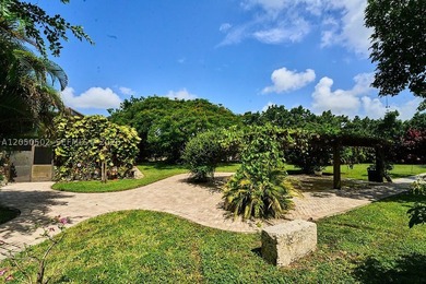 Exceptional opportunity to own a beautifully renovated 5-acre - photo 24
