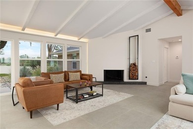 Stunning lakefront home sitting on over an acre in the exclusive - photo 5