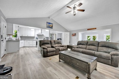 3,930sqft Private Lakefront Retreat, Modern Upgrades/230'lakefrnt - photo 26