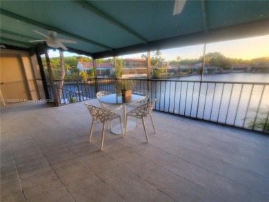 Lake Townhome/Townhouse For Sale in Miami Lakes, Florida