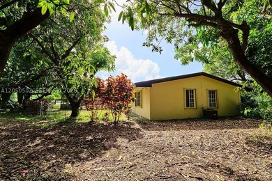 Exceptional opportunity to own a beautifully renovated 5-acre - photo 38