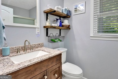 3,930sqft Private Lakefront Retreat, Modern Upgrades/230'lakefrnt - photo 45