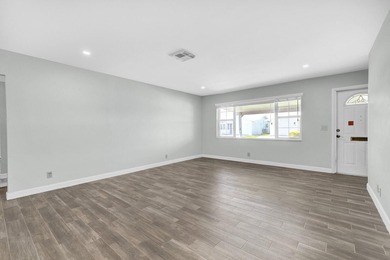 Immaculate and beautifully updated single-family home in - photo 19