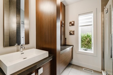 Bungalow contemporain sur les rives du lac Saint-Louis, l'un des - photo 21