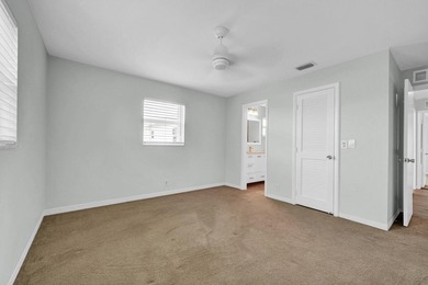 Immaculate and beautifully updated single-family home in - photo 24