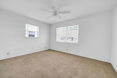 Immaculate and beautifully updated single-family home in - photo 27