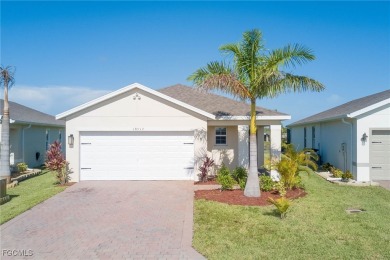 (private lake, pond, coastal) Home For Sale in North Fort Myers Florida