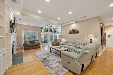 Discover the ultimate blend of comfort, location, and income - photo 8