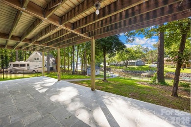 Lake Norman waterfront living at its best in this beautifully - photo 8