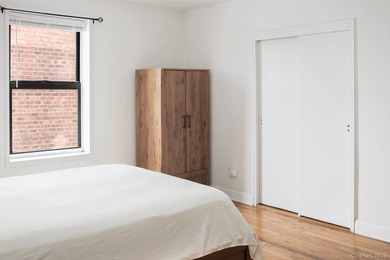 This sunlit, 1BDR apartment (top floor) has eastern and southern - photo 7
