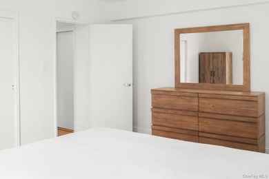 This sunlit, 1BDR apartment (top floor) has eastern and southern - photo 8
