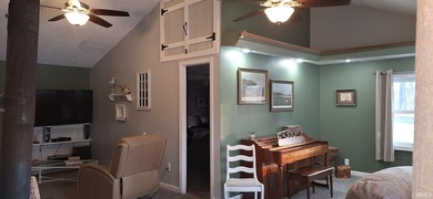 **Possible owner financing with down payment.** This darling 1 - photo 7