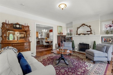 Welcome to this charming and lovingly maintained brick Colonial - photo 5