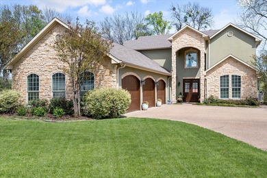 Nestled on 1.01 acres in the desirable Shores subdivision on - photo 4