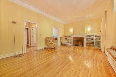 Welcome to your home in the Park Slope neighborhood of Brooklyn - photo 3