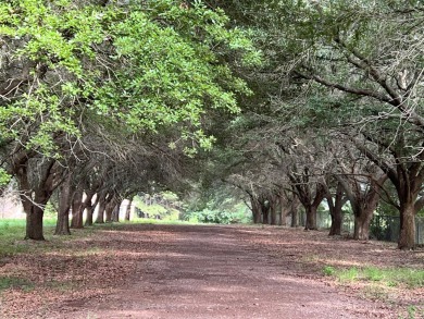 Lake Acreage Off Market in Tenaha, Texas