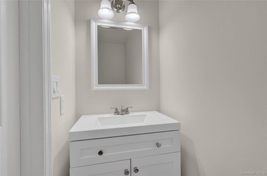 Move right into this updated 3 BR, 2.5 Bathroom, Colonial style - photo 15