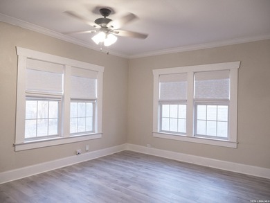Timeless Charm in the Heart of Woodlawn Lake Discover the magic - photo 20