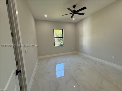 Discover this beautifully designed 5-bedroom, 4-bathroom corner - photo 22