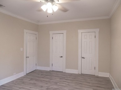 Timeless Charm in the Heart of Woodlawn Lake Discover the magic - photo 22