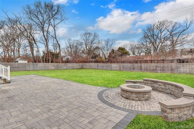 Move right into this updated 3 BR, 2.5 Bathroom, Colonial style - photo 36