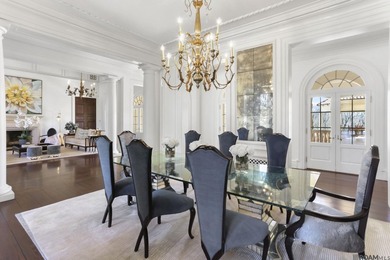 Exquisite Italian Villa - A Masterpiece of Timeless Elegance - photo 8