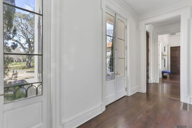 Exquisite Italian Villa - A Masterpiece of Timeless Elegance - photo 9
