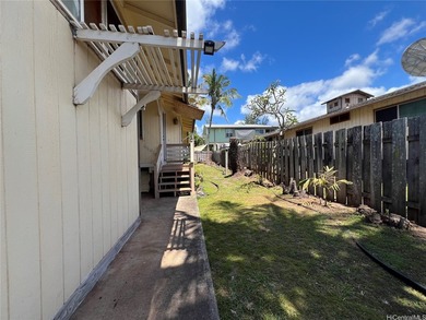Now vacant and easy to show! Previously offered through an - photo 3