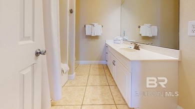 RARE GULF-FRONT DUPLEX OPPORTUNITY!Exceptional 12-bedroom - photo 17