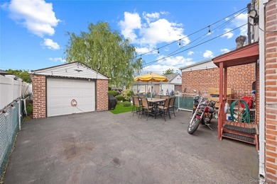 Welcome to this nice semi-attached single-family townhouse - photo 31